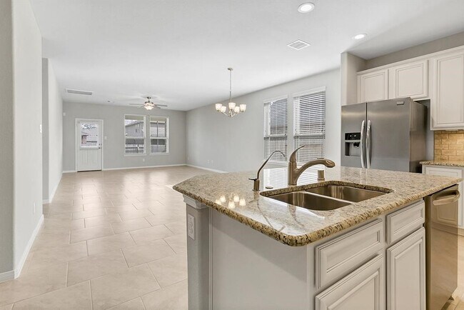 Building Photo - 14019 S Wind Cave Ct