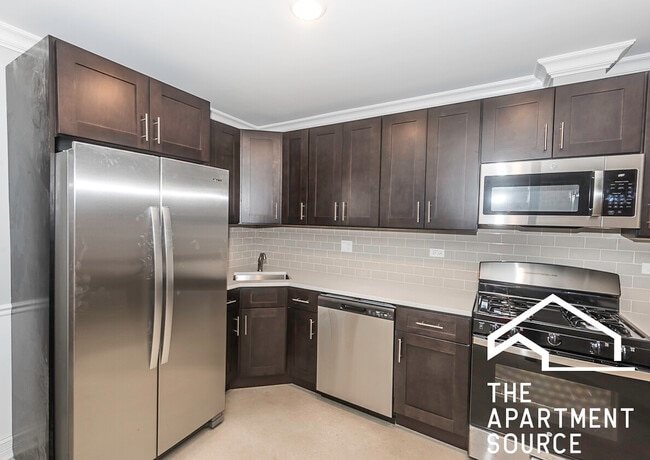 Foto del edificio - 4117 S Michigan Ave