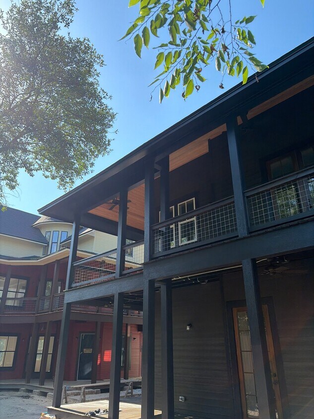 Foto del edificio - 296 NW 12th Ave