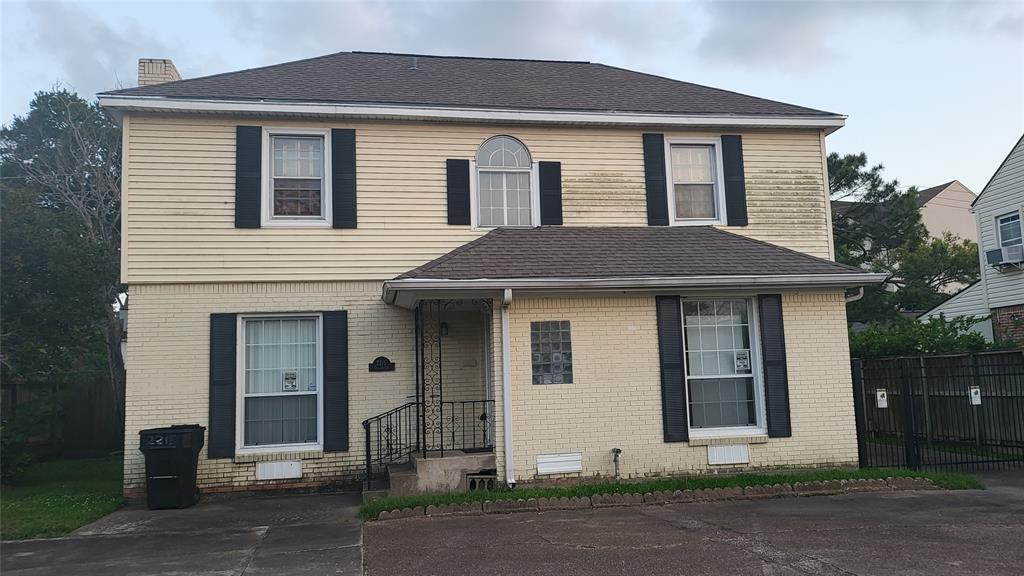Primary Photo - 2215 Dorrington St