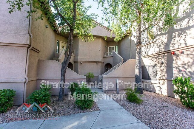 Foto del edificio - 15050 N Thompson Peak Pkwy