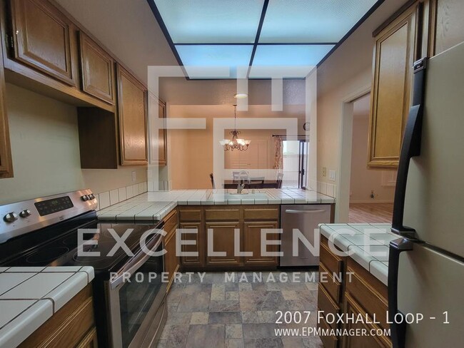 Building Photo - 2007 Foxhall Loop