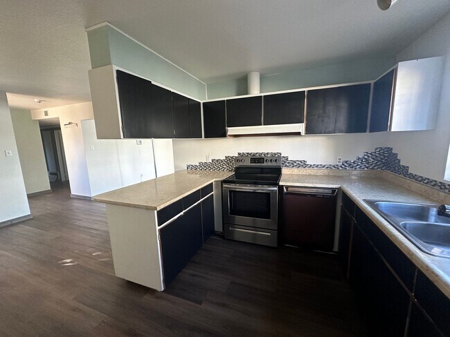 Foto del edificio - 3 bedroom 3 bath