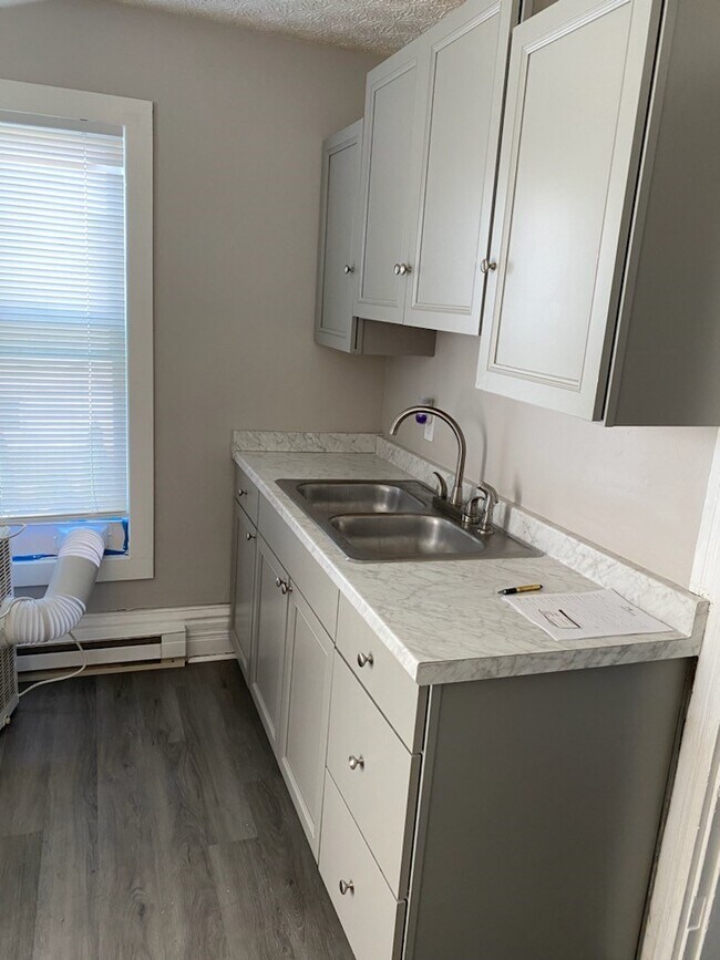 kitchen - 128 W Ohio St