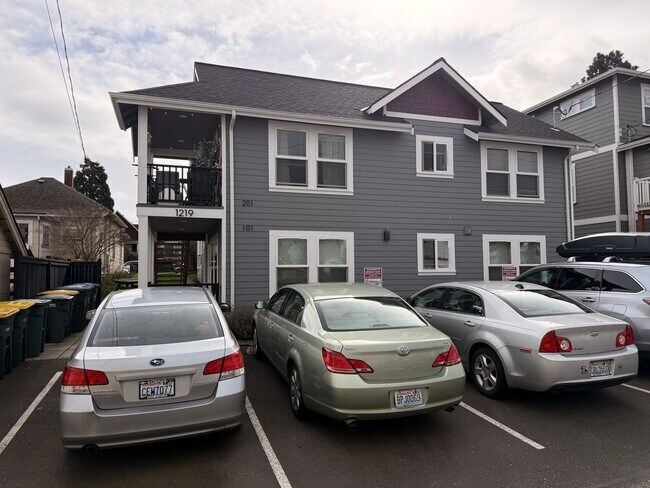 Building Photo - 1217/1219 Billy Frank Jr St