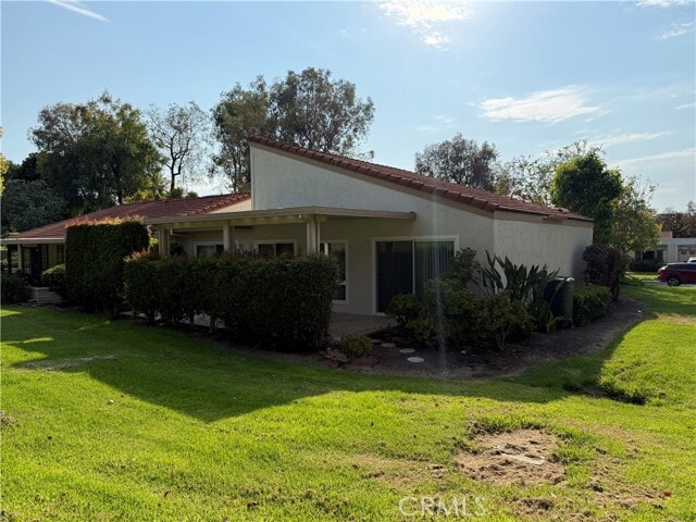 Building Photo - 5460 Paseo Del Lago E