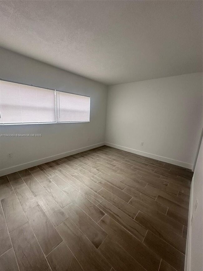 Building Photo - 15689 SW 73rd Cir Terrace