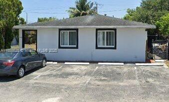 Foto principal - 1224 NW 19th Ct
