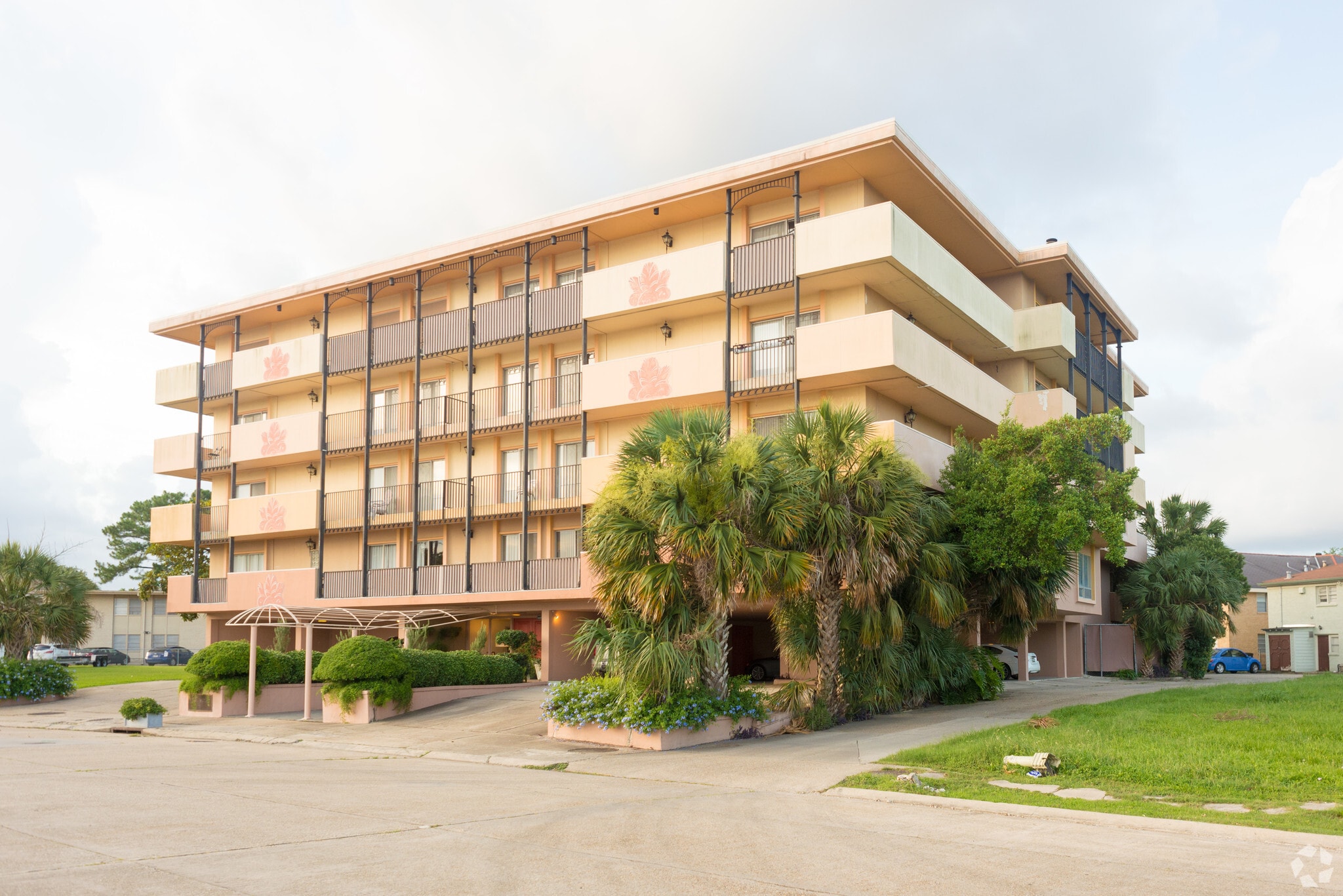 Tara House Condominus