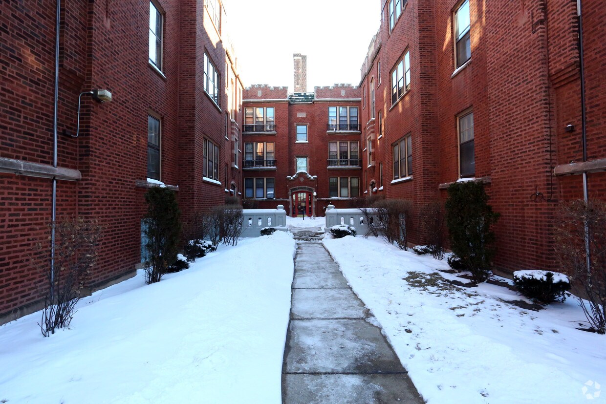 Foto del edificio - 4027-4037 W School St