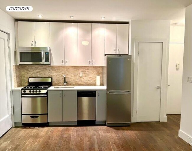 Foto del edificio - 48 W 138th St