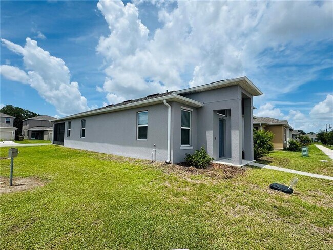 Building Photo - 5624 Beggs Rd