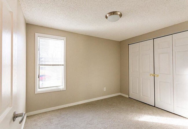 Building Photo - 2 bedroom in Lakewood CO 80226