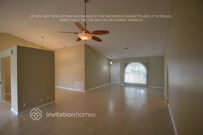 Foto del edificio - 10320 NW 48th Ct