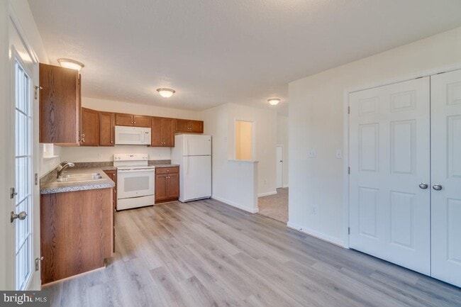 Building Photo - 2926 Sorrell Ct
