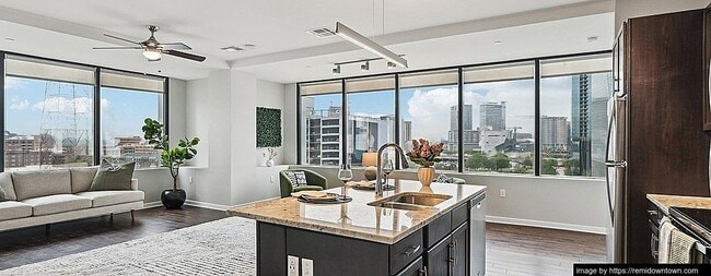 Photo - 411 N Akard St Apartment