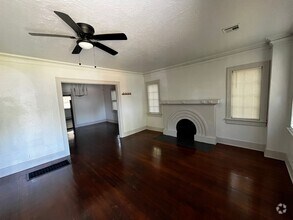Building Photo - 414 NW Arlington Ave