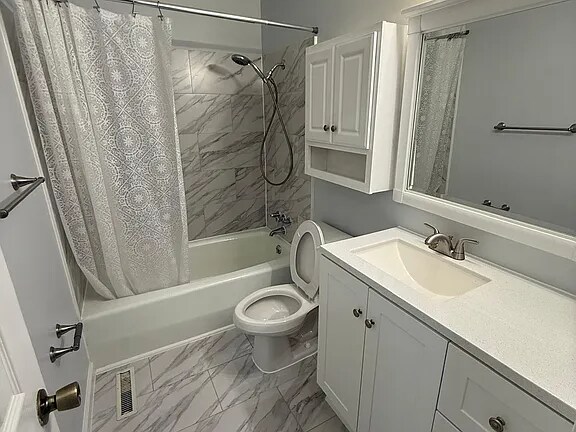 Foto del edificio - 1025 Carolina Rd