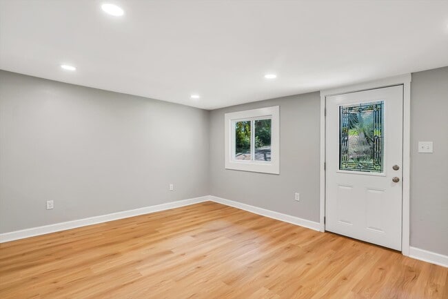 New paint and windows throughout - 12711 Missouri Bottom Rd