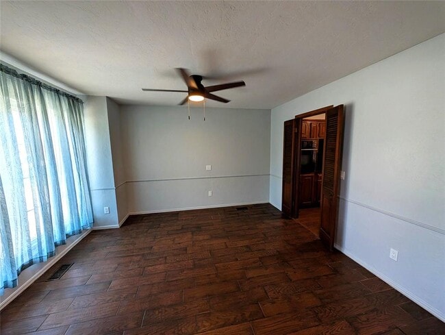 Building Photo - 10133 Bromley Ct