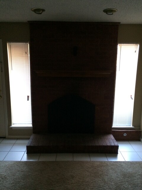 Foto del edificio - 8607-8607 Southridge Dr