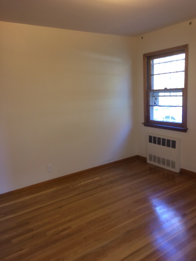 Foto del edificio - 183 Old Town Rd