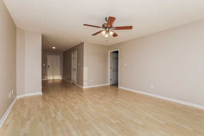 Building Photo - 5102 Emmert Dr