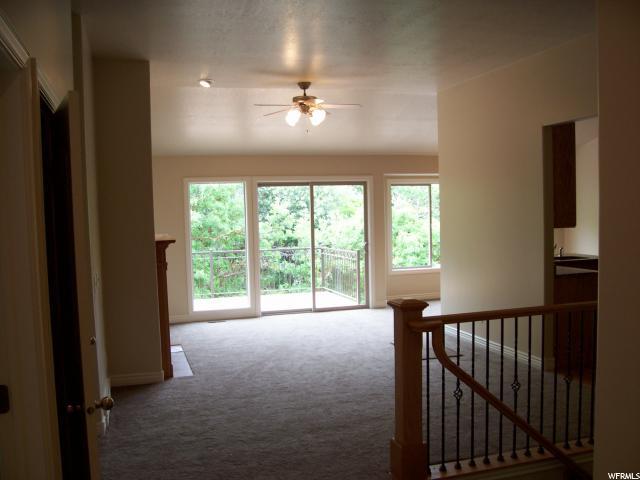 Building Photo - 1376 E Vista Valley Dr
