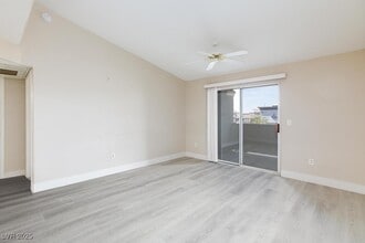 Building Photo - 555 E Silverado Ranch Blvd