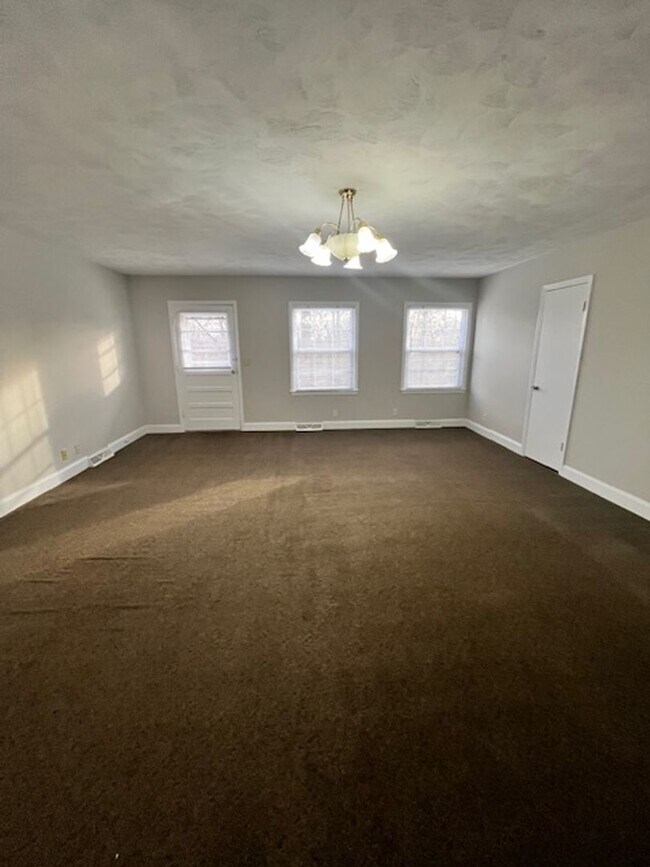 Photo - 508 W Main St Townhome