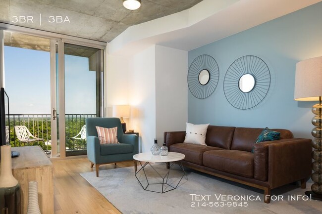 Foto del edificio - High Rise DT with amazing Ladybird Lake views
