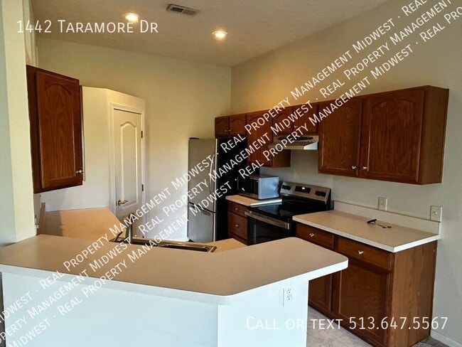 Photo - 1442 Taramore Dr House