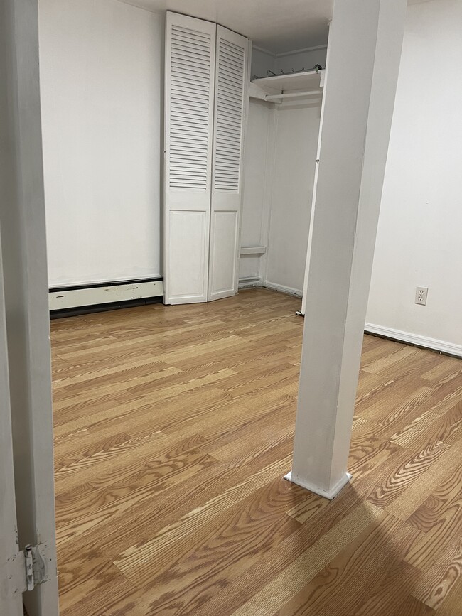 Bedroom - 11120 113th St