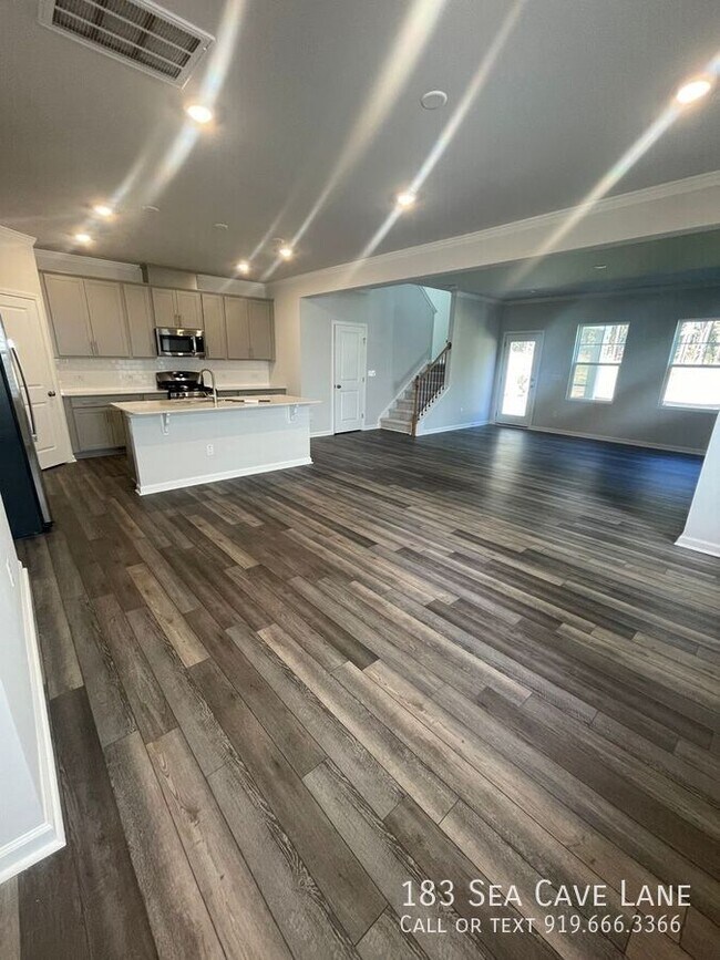 Foto del edificio - 183 Sea Cave Ln