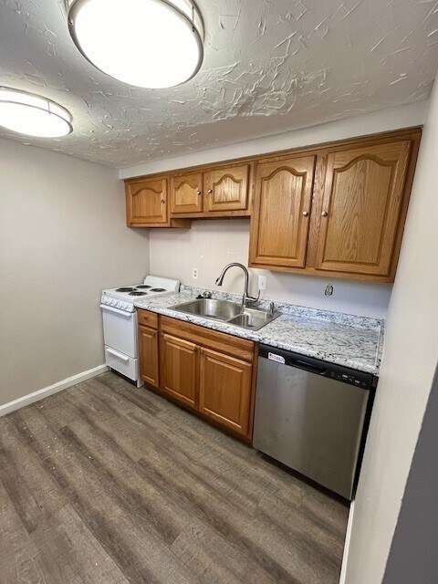 Foto principal - 6401 Fifth Ave