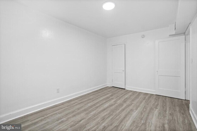 Foto del edificio - 4937 1st St NW