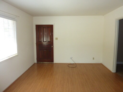 Building Photo - 2496 Larkey Ln