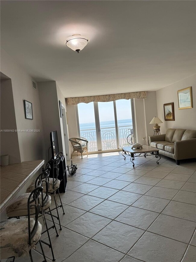 Building Photo - 5825 Collins Ave