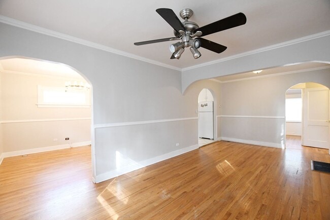 Photo - Fenced Backyard! House