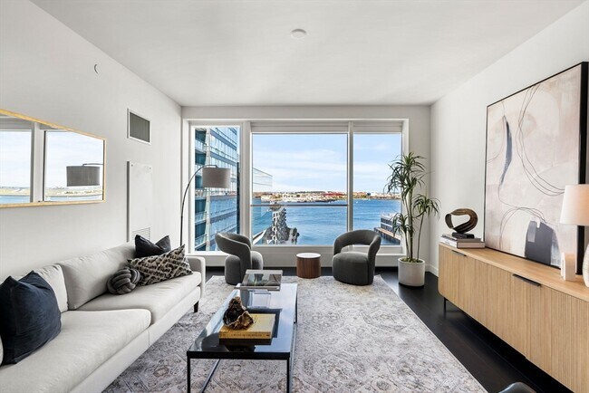 Building Photo - 150 Seaport Blvd