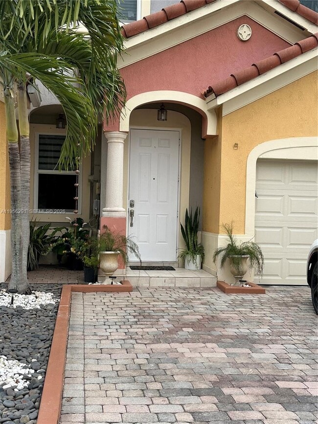 Building Photo - 8548 SW 166th Pl