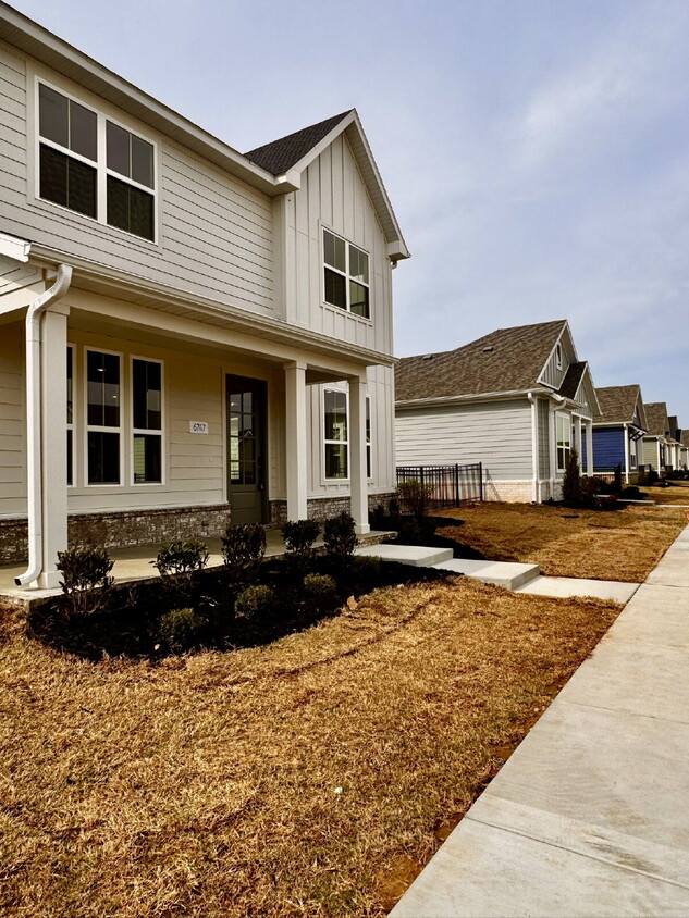 Photo - 6747 Winterwood Ave