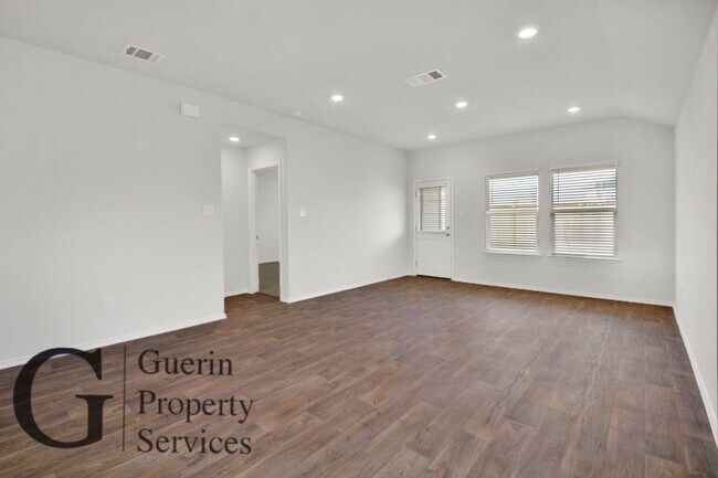 Foto del edificio - Like New in the Preserve at Medina!!!