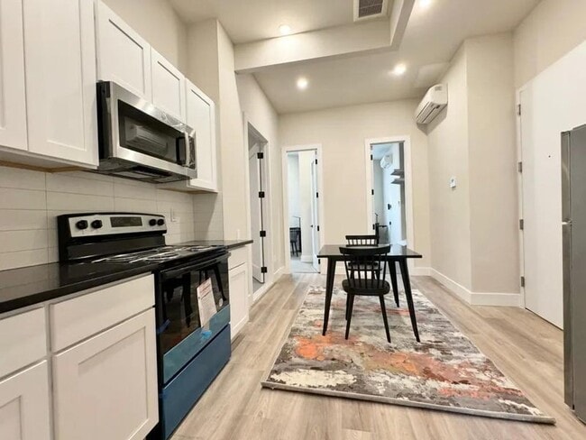 Photo - Nice room in a good neighborhood Apartment