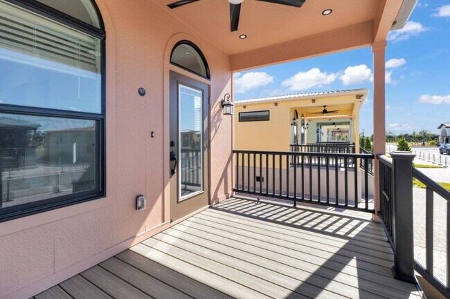 Building Photo - 6165 Talon Bay Dr