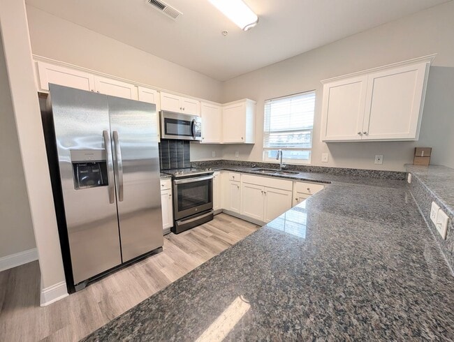 Building Photo - Kiskadee Parke – Long-Term Rental | Conway, SC