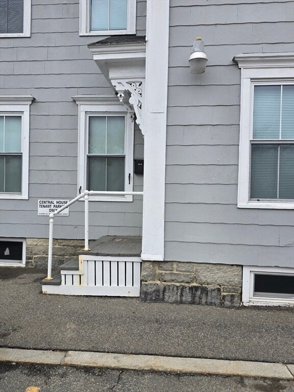 Foto del edificio - 5 1/2 Central Square