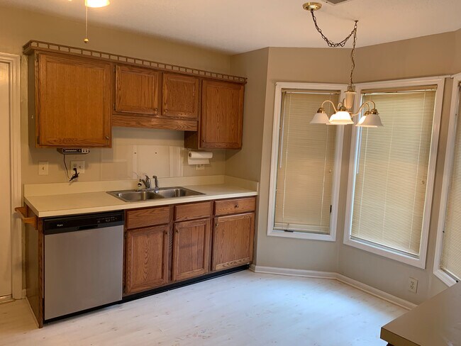 Foto del edificio - Active Adult Community - Pet friendly, 2 Bedroom, 2 Bath House with Garage!