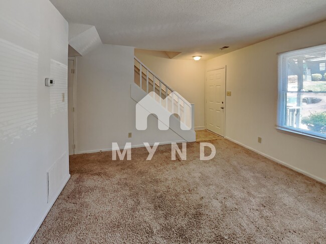 Building Photo - 1505 Gorman St Unit B