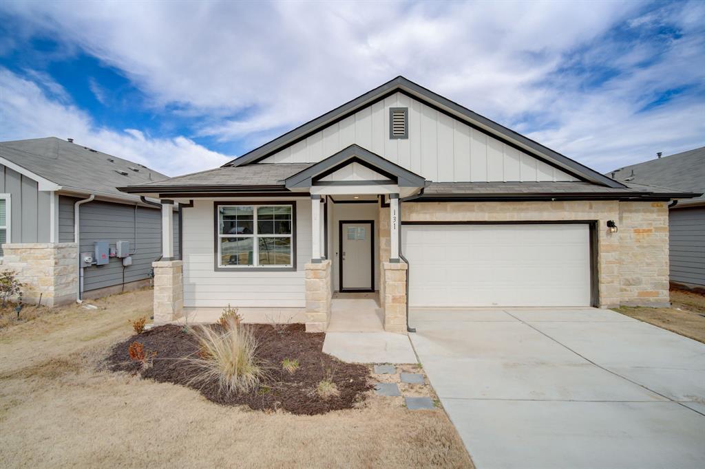 Foto principal - 131 Big Sandy Creek Dr